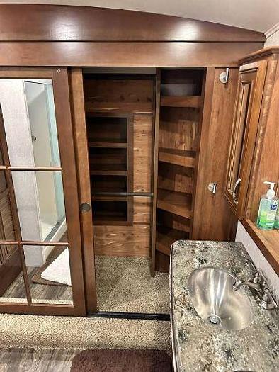 Used 2016 Jayco Pinnacle 36FBTS