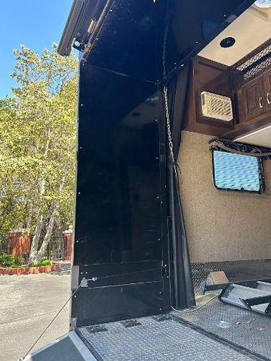 Used 2018 Thor Motor Coach Outlaw 37GP