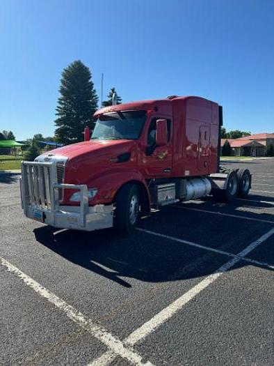 Used 2013 Peterbilt 579