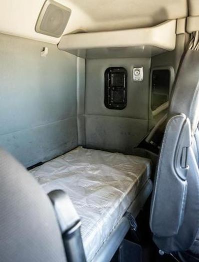 Used 2020 Kenworth T880