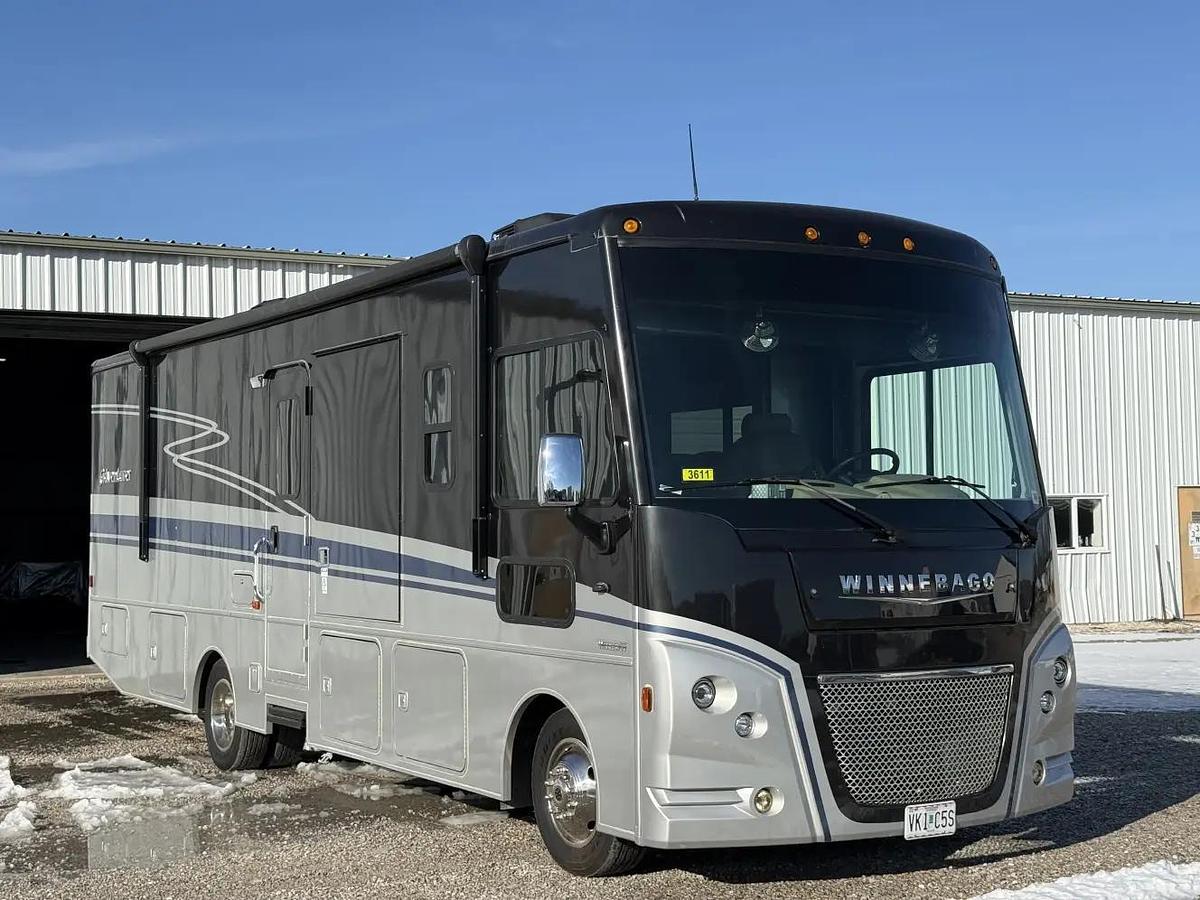 Used 2021 Winnebago Adventurer 30T Class A Motorhome