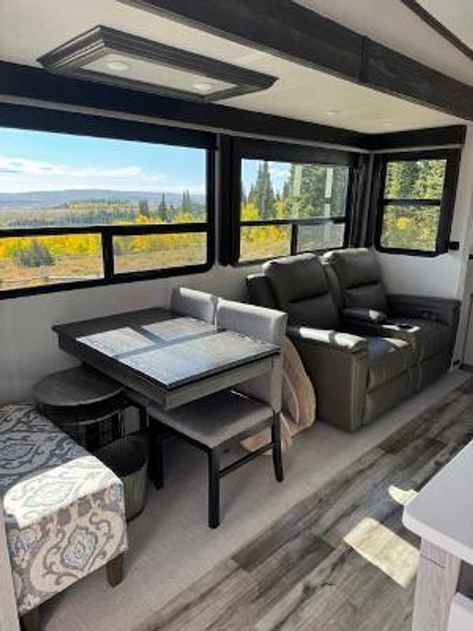 Used 2023 Keystone Montana High Country 331RL