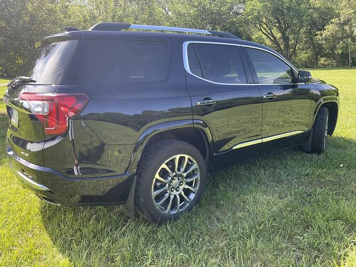 Used 2022 GMC Acadia