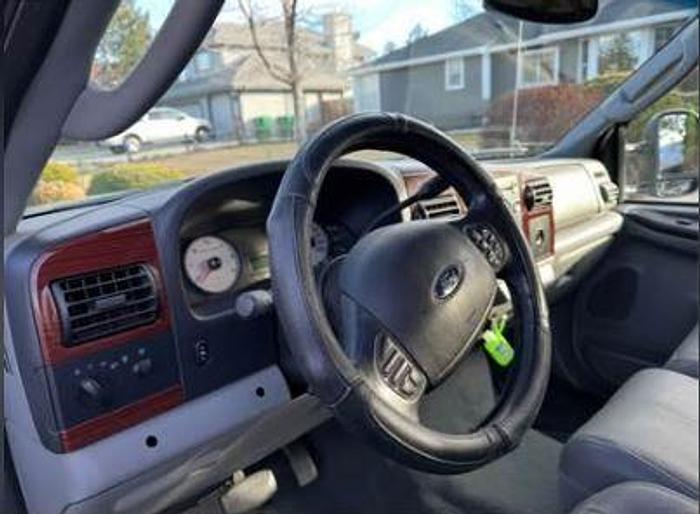 Used 2005 Ford Super Duty F-250 Lariat