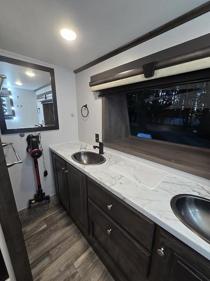 Used 2021 Forest River Cardinal Luxury 390FBX