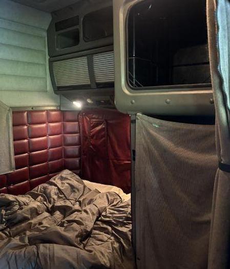 Used 2000 Peterbilt 379EXHD