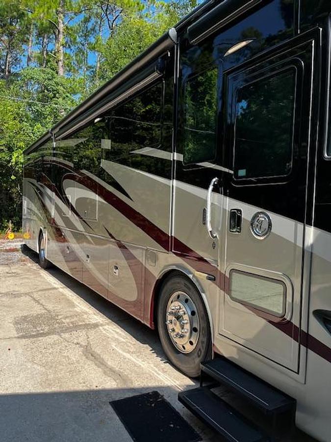 Used 2017 Tiffin Motorhome Phaeton 40IH 41' Class A Motorhome