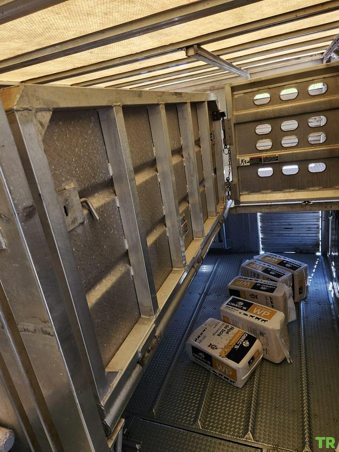 Used 2016 Wilson Cattle Trailer