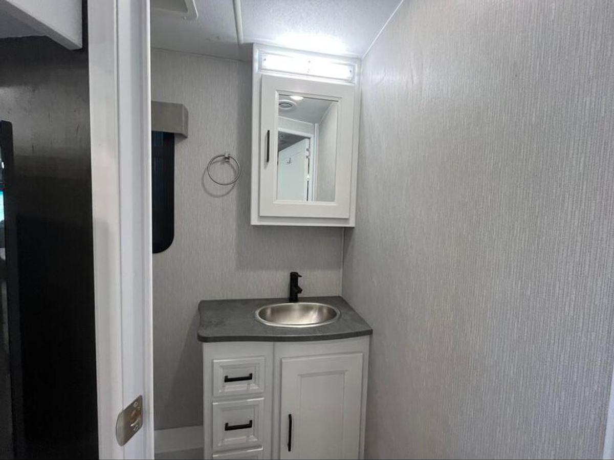 Used 2023 Coachmen Encore 375RB