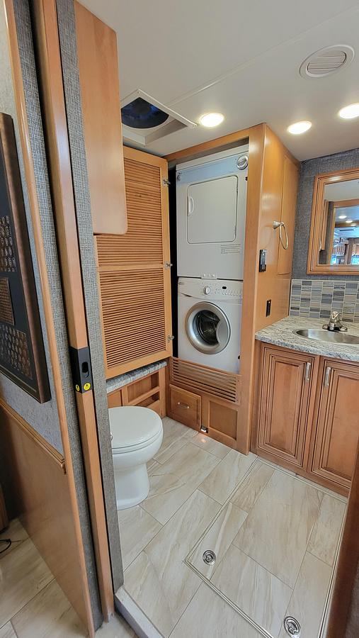 Used 2017 Thor Aria 3901 Class A Motorhome