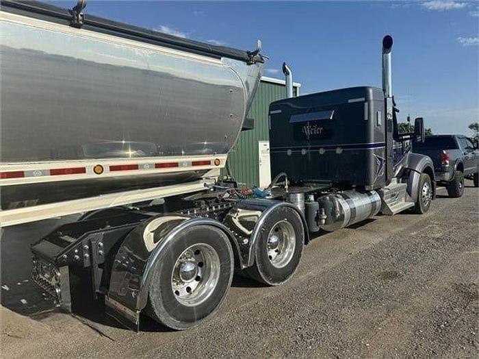 Used 2020 KENWORTH W990