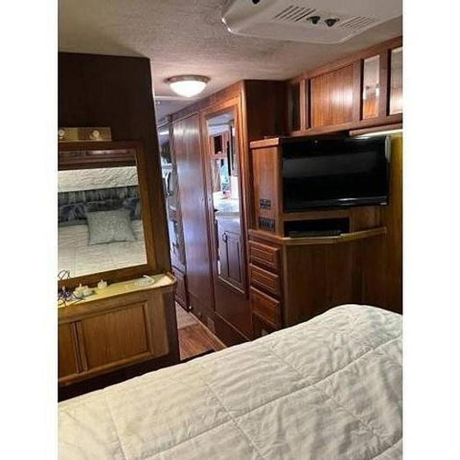 Used 1998 Foretravel Stationary Class A Motorhome