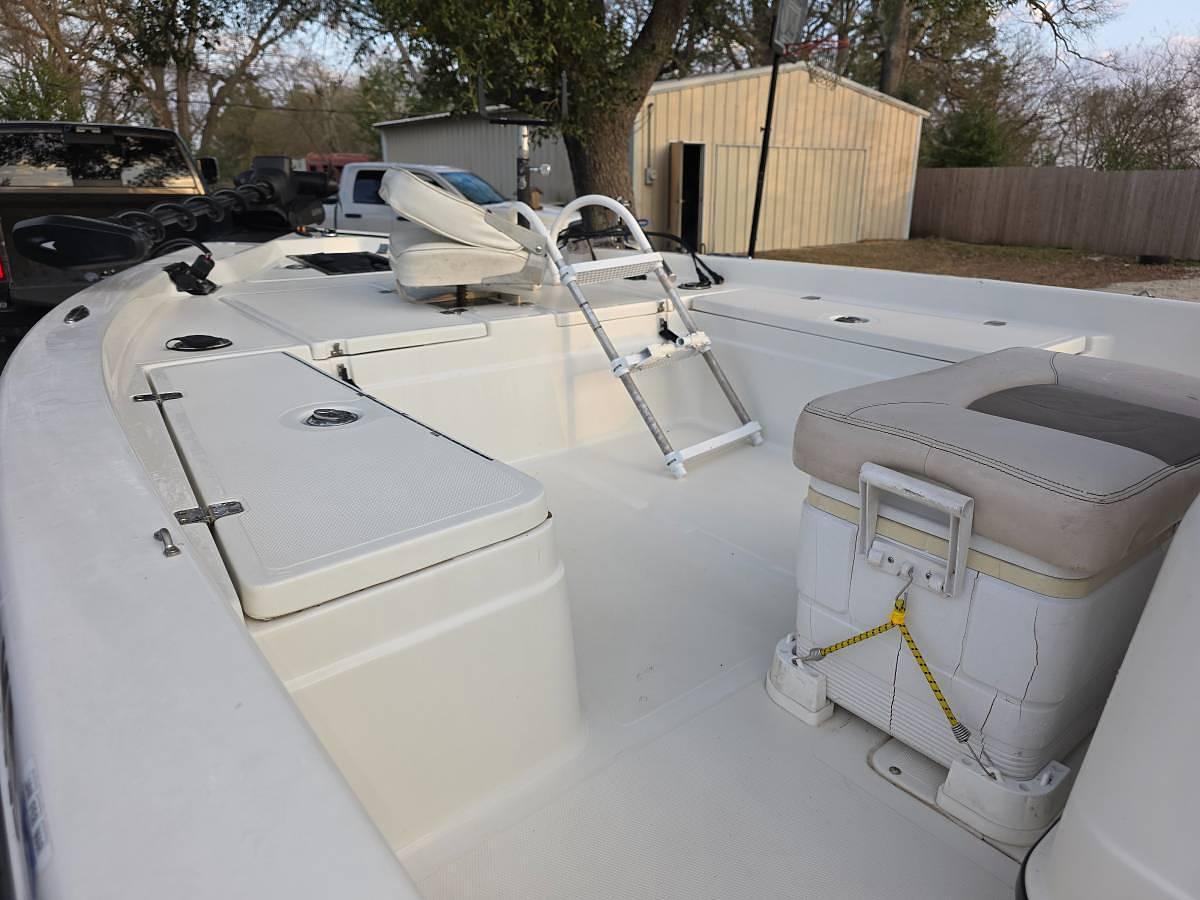 Used 2004 SKEETER ZX22 BAY