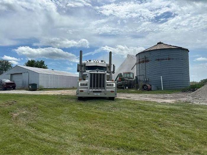 Used 2016 KENWORTH W900