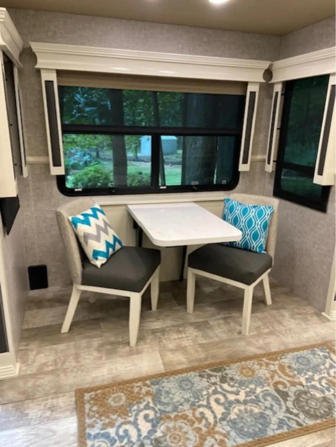 Used 2023 VanLeigh Beacon 41LKD Fifth Wheel