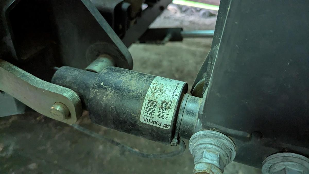 Used 2019 MASSEY FERGUSON 2270XD Large Square Baler