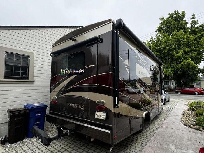Used 2017 Forest River Forrester 2401R MBS
