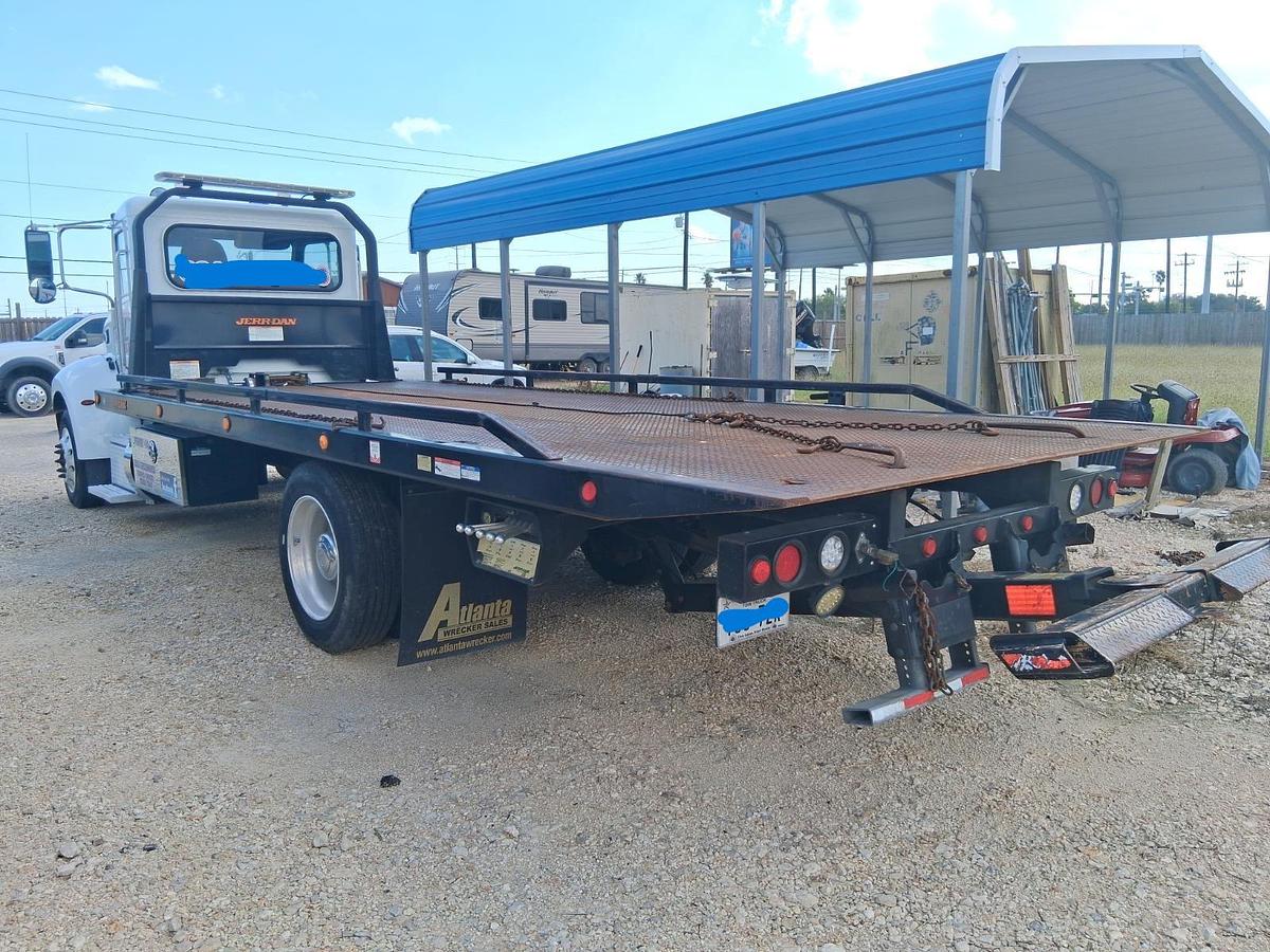 Used 2019 Peterbilt 337 Rollback Wrecker