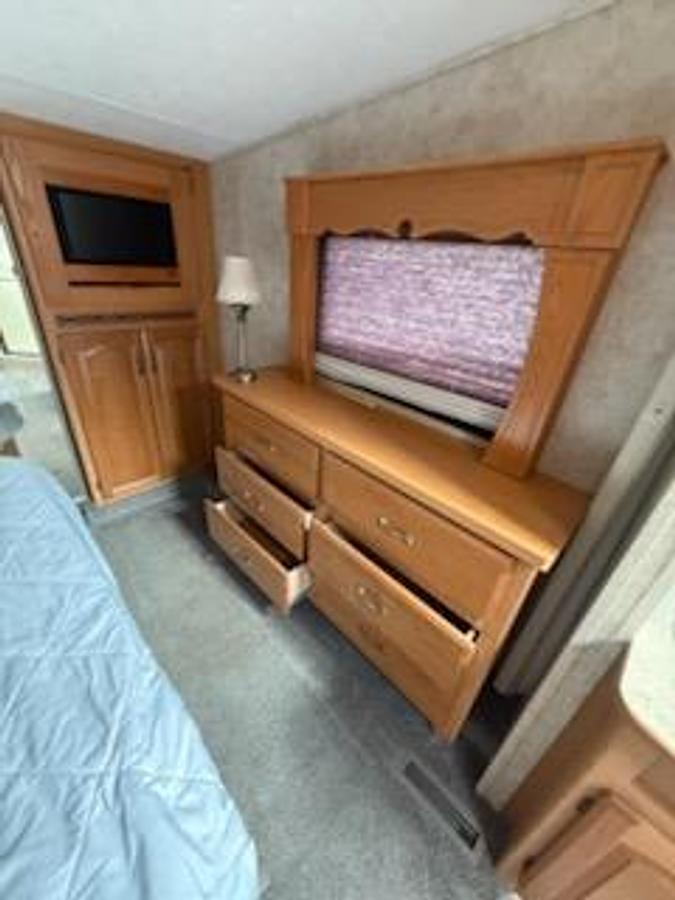 Used 2006 Keystone Montana 1647598 Fifth Wheel 