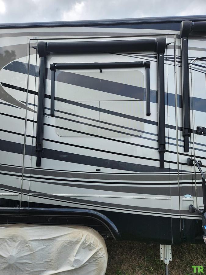 Used 2020 DRV Mobile Suite 44 Columbus