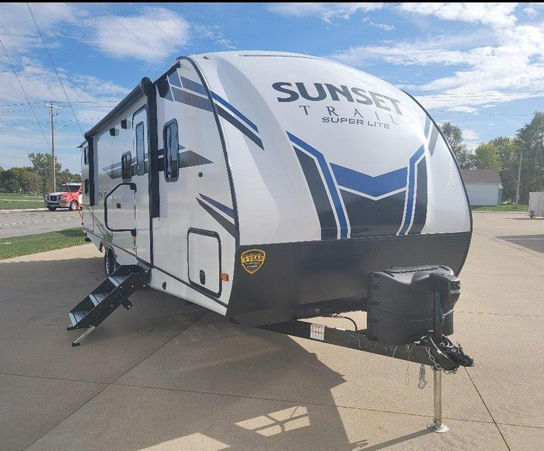 Used 2021 CrossRoads Sunset Trail 289QB