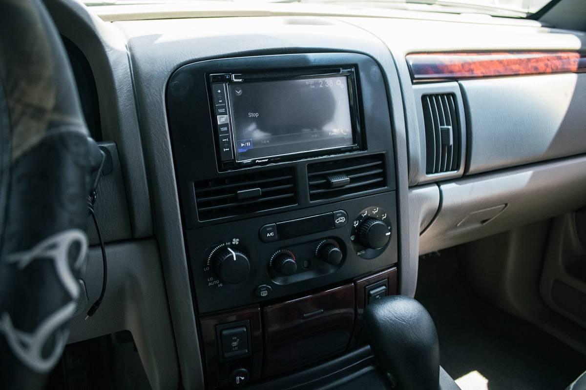 Used 2001 Jeep Grand Cherokee Limited