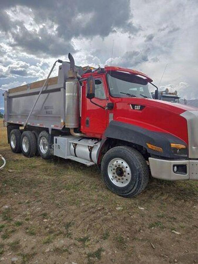 Used 2013 Caterpillar 660 SBA 6X4 Dump Truck