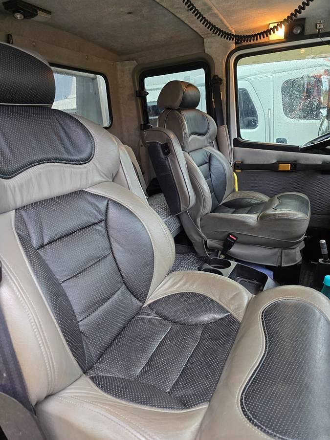 Used 1997 Freightliner FL60