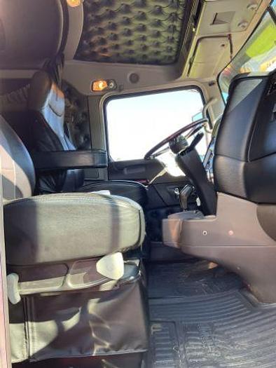 Used 2018 KENWORTH W900L