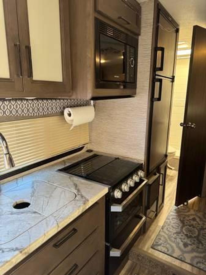 Used 2021 Ford Thor Freedom Elite 22FE Class C Motorhome