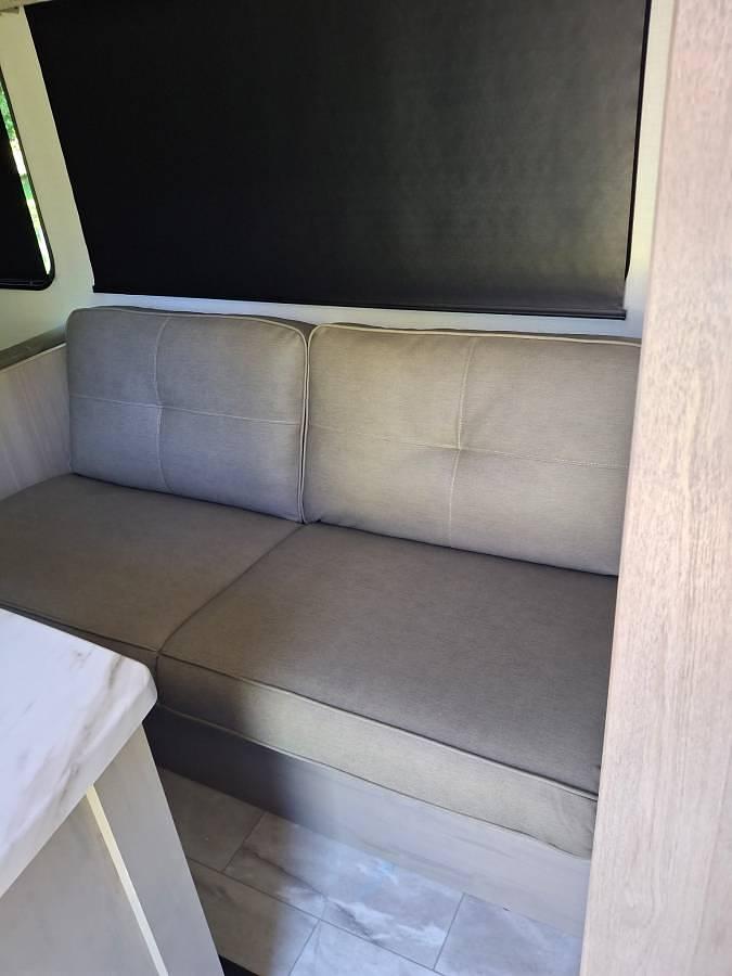 Used 2025 Keystone Kodiak trailer