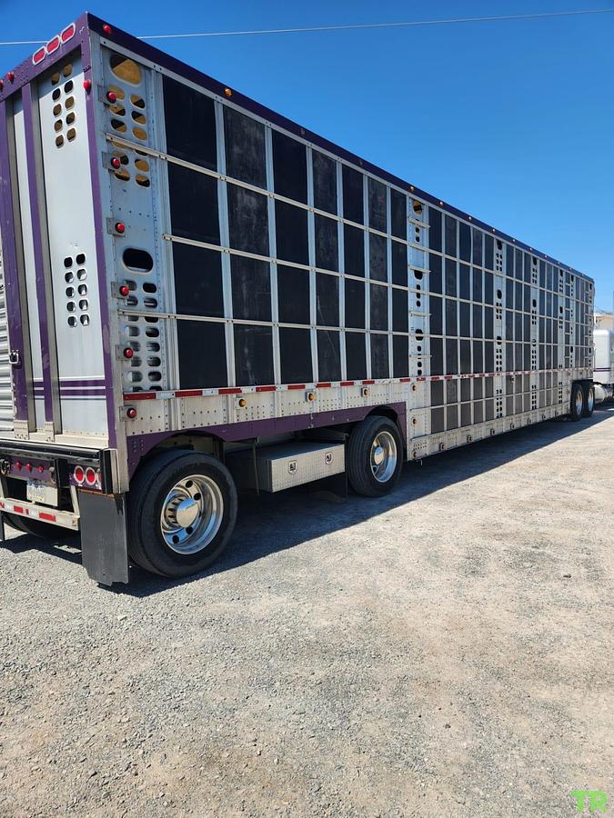 Used 2016 Wilson Cattle Trailer