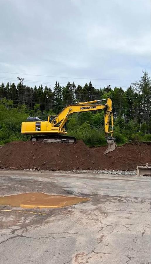 Used 2022 Komatsu PC210 LC Excavator