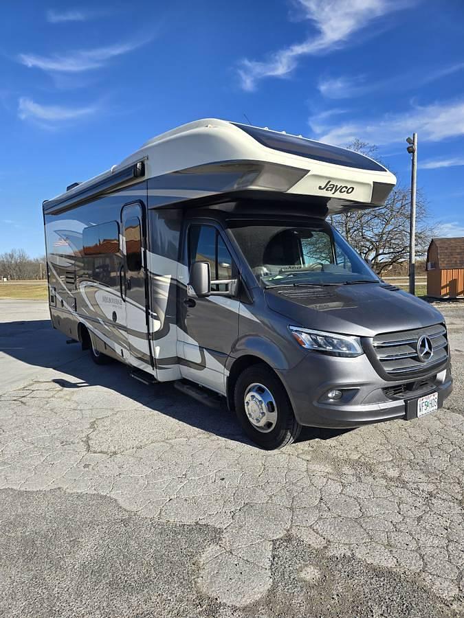 Used 2021 Jayco Melbourne Prestige 24RP