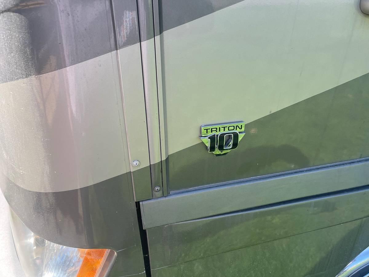 Used 2008 Winnebago Adventurer