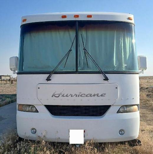 Used 2004 Four Winds Hurricane