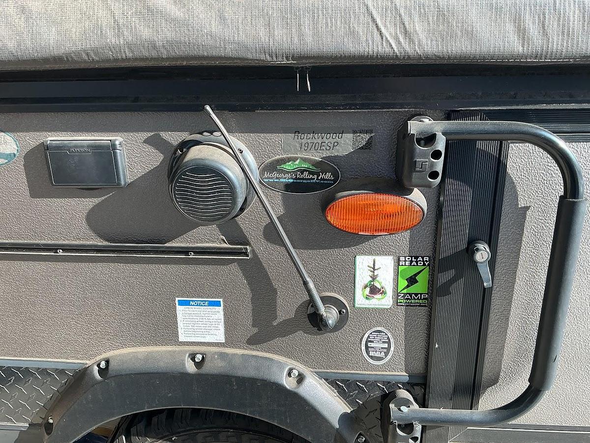 Used 2017 Rockwood Freedom 1970 ESP Pop Up Camper