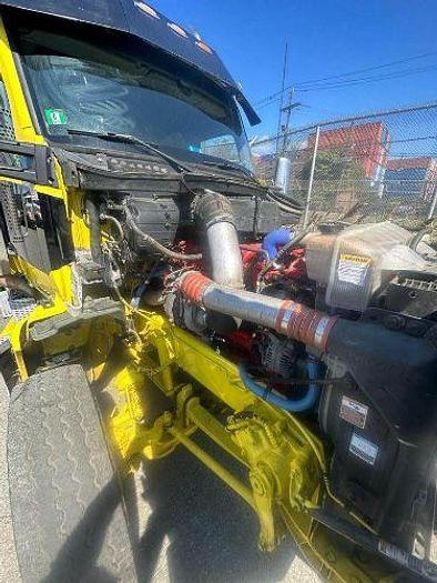 Used 2017 KENWORTH T880