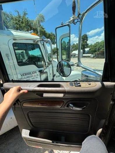 Used 2007 Peterbilt 379