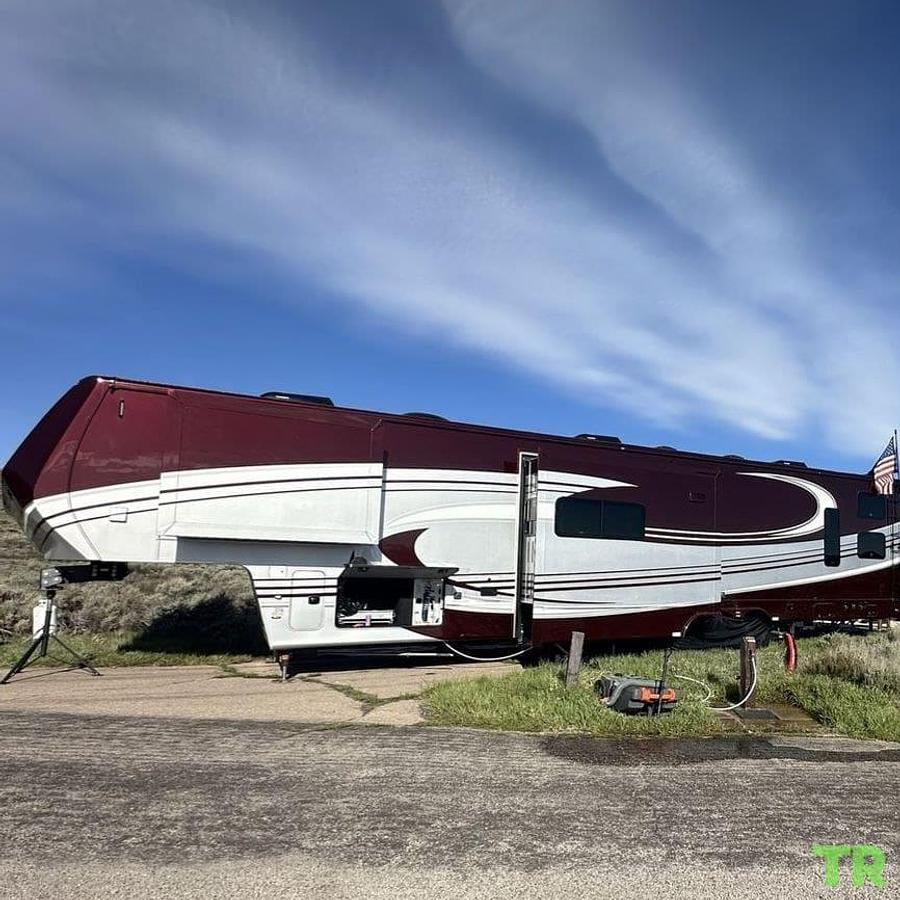 Used 2026 Luxe 48FB Toy Hauler