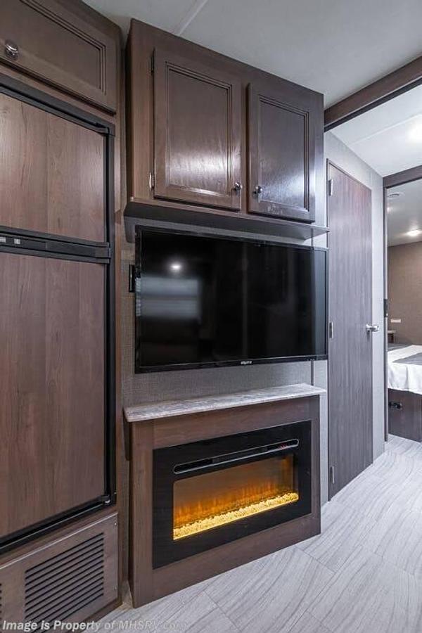 Used 2020 Thor Motor Coach Windsport 32T