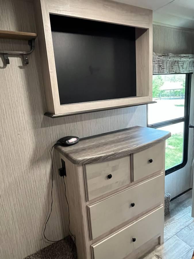 Used 2022 Forest River Sandpiper 321RL Luxury Fifth Wheel