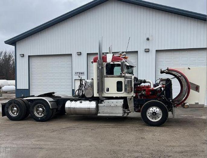 Used 2013 Peterbilt 388