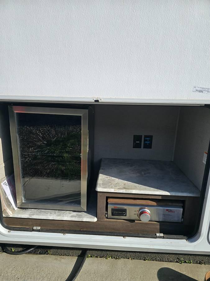 Used 2022 Grand Design Solitude 378 Mbs