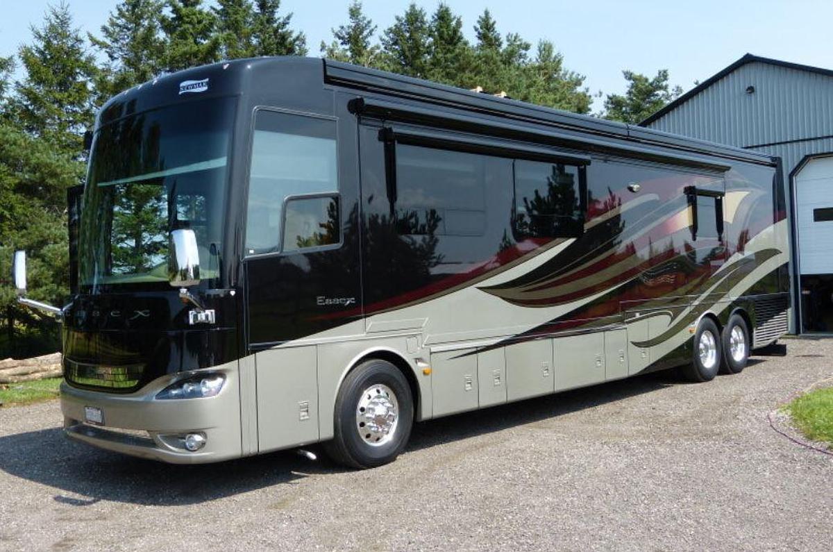 Used 2013 Newmar Essex 4544