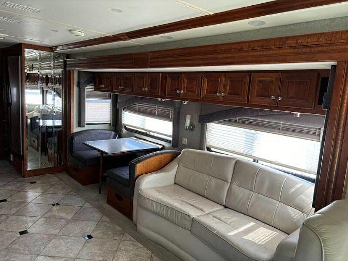 Used 2008 Fleetwood Revolution LE 40E