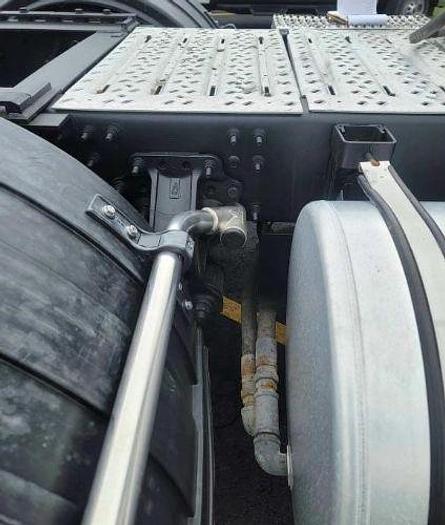 Used 2014 Mack PINNACLE CHU613