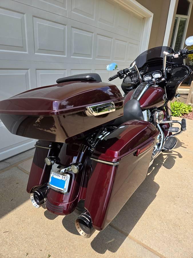Used 2021 Harley Davidson Road Glide Custom