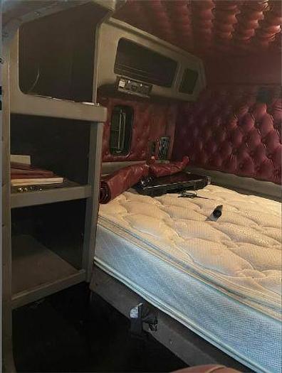 Used 2006 KENWORTH W900L