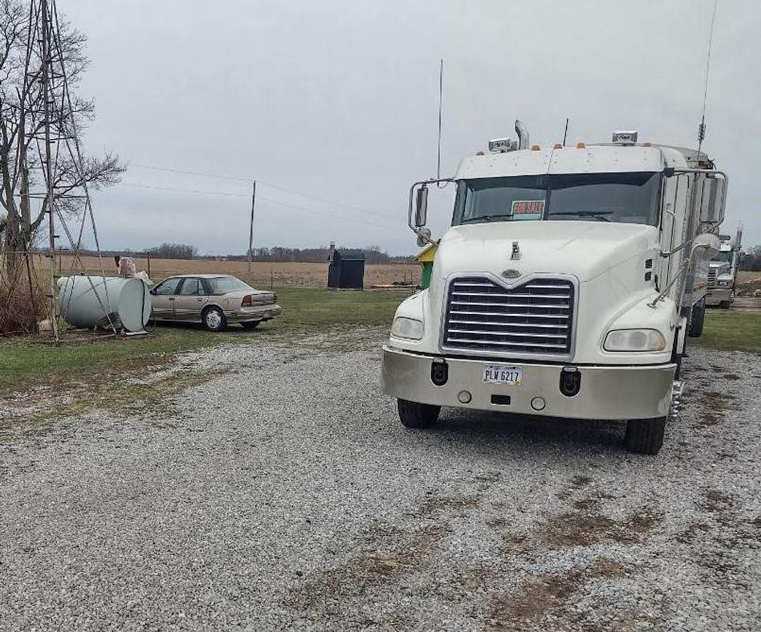 Used 2007 Mack CH Day Cab Truck
